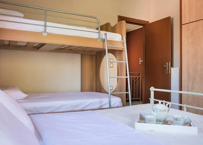 Maritina Villa Razata