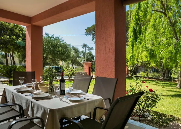 Villa Maritina Razata