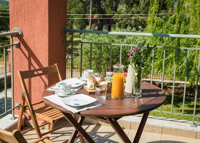 Maritina Villa Razata