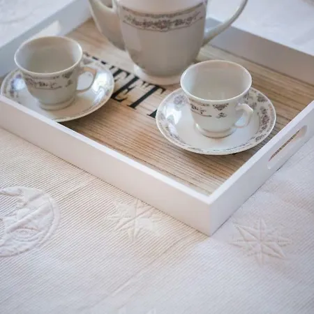 فيلة Maritina Razáta